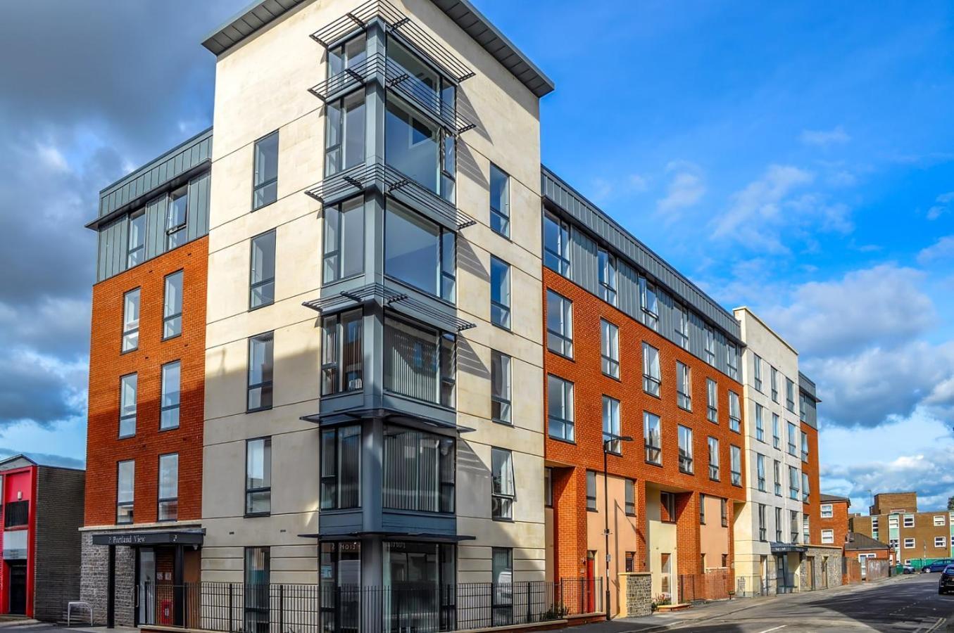 Luxury City Centre Apt With Garden View Apartament Bristol